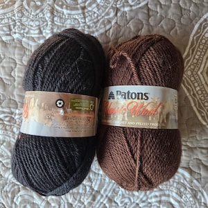 Patons Classic Wool yarn