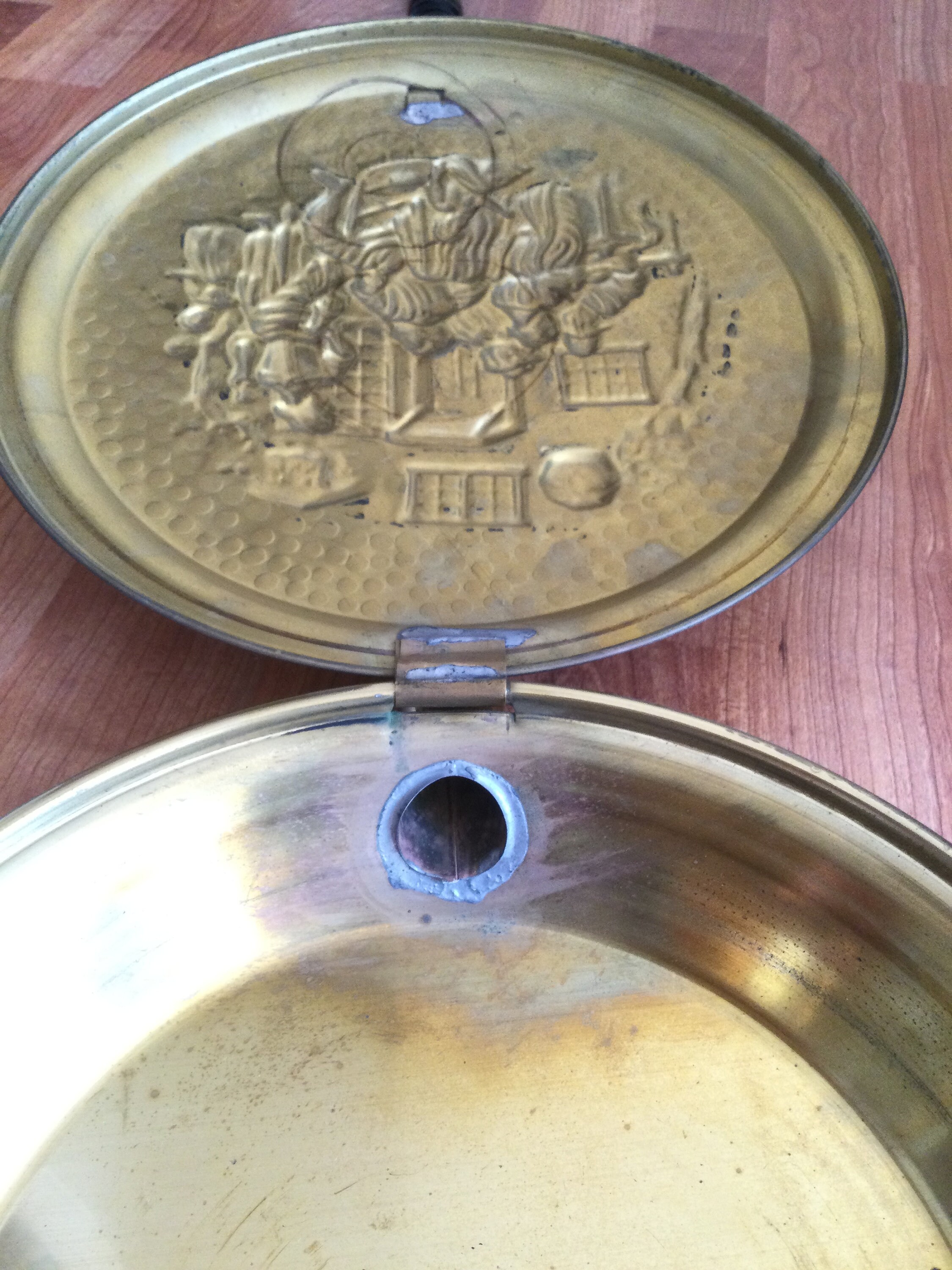 Large Vintage Brass Hot Pan With Long Wooden Handle Etsy UK