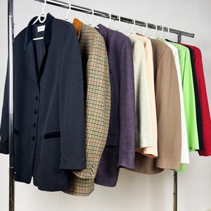10 x Vintage Women&#39;s Blazers, Vintage Women&#39;s Jacket Bundle, Set of 10 blazers, Vintage mystery box