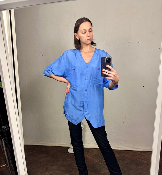 blusa seda azul claro