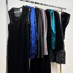 10 x Vintage Velvet Clothes Mix, Vintage Mix Bundle, Set of 10 vintage velvet items, Vintage mystery box