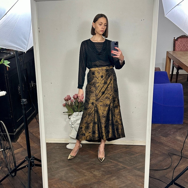 LOOK 512 SILKY MAXI SKIRT SET