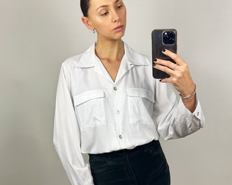 Blusa blanca vintage, top de manga larga con botones de nácar