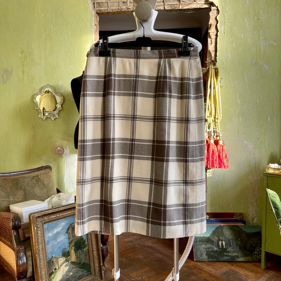 Vintage ESCADA  Midi Skirt, Beige Plaid Wool Desi… - image 7