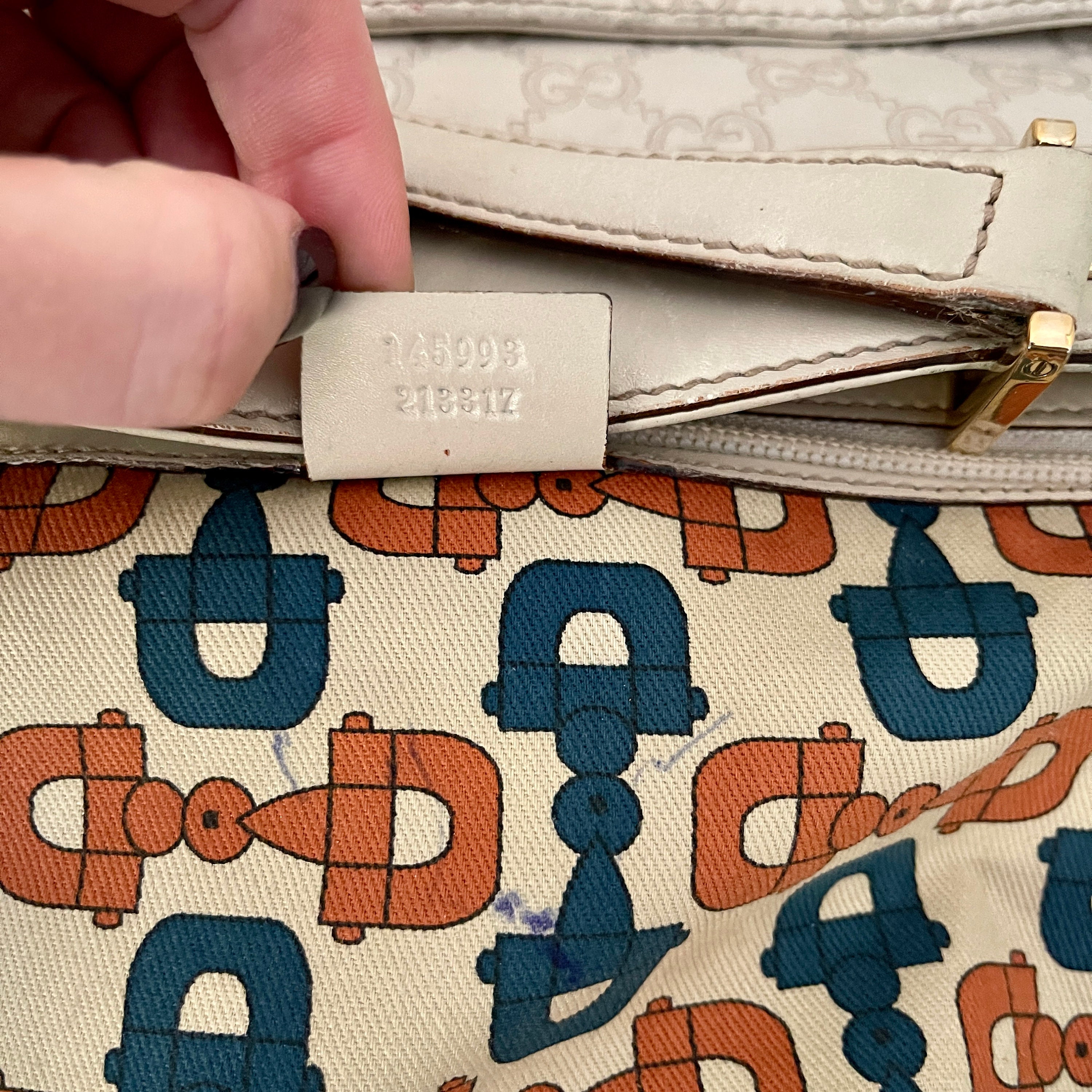 Gucci Vintage Monogram Shoulders Bag