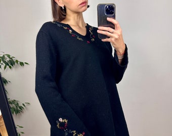 Vintage Black Wool Sweater, Oversized Black Embroidered Sweater