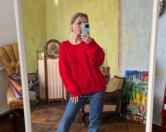 Vintage Red Wool Knit Sweater with crew neck collar
