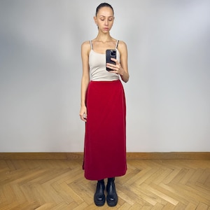 【COLOR iN ID】Rua Velvet Long Skirt 24wwin_r0672_blk_m01_3a4b6ded-