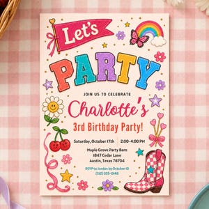 Op de afbeelding: Een rechthoekige verjaardagsuitnodiging op een crèmekleurige achtergrond met de tekst Let's PARTY, Join us to celebrate Charlotte's 3rd Birthday Party, Saturday, October 17th, 2:00-4:00 PM, Maple Grove Party Barn, 1847 Cedar Lane, Austin, Texas 78704.