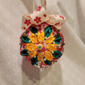 Red floral and orange polka dot ornament (FL50)