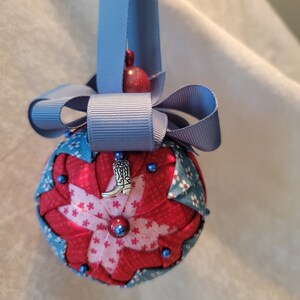 Blue floral and  red ornament (RMB30)
