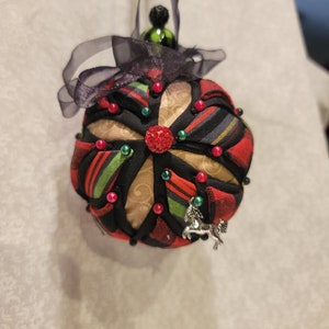 Black striped Christmas ornament (CMAS5)