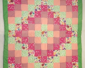 Fuchsia floral baby quilt (BQ30)