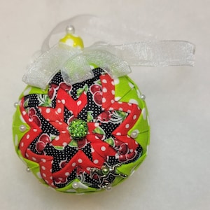 Christmas Cherries Pinwheel Ornament (CMAS113)