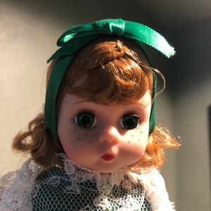 Madame Alexander Irish Lass 8 International Doll, Retired St. Patrick's Day Ireland Doll image 3