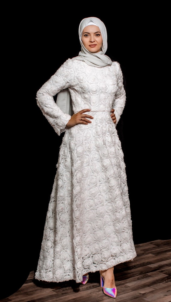 Stunning, White Rose,Appliqué, Tulle, Bridal Dress, Wedding Dress, White Floral Dress,  Three D dress, Royal Wedding Dress,