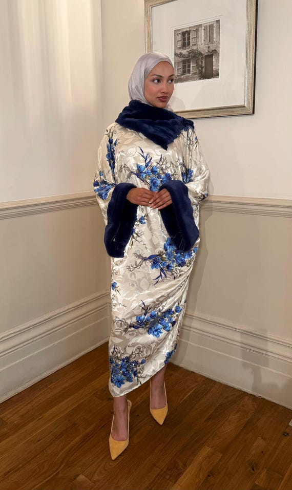 Moonflower Glow Maxi Dress & Fur Hand Bag