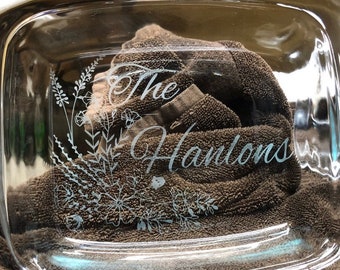 Custom Etched Pyrex Dish with Lid, Wedding Gifts, Clear, Glass Pyrex, Casserole Dish, Baking Dish, Practical Wedding Gifts, Personalized