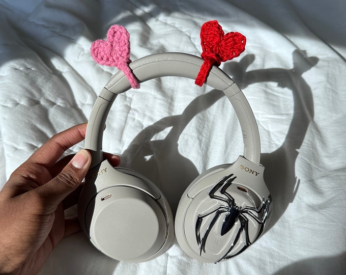 Crochet Heart Headphone Accessory, Cute Headphone Accessory, Valentine’s day Accessories