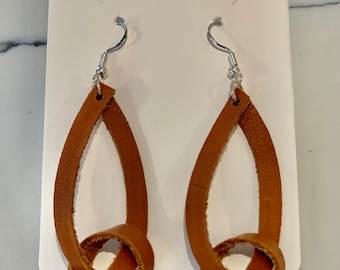 Genuine leather dangle earrings