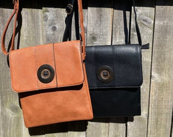 Vegan Leather Crossbody Bag: Flap Shoulder Bag with Button Detail
