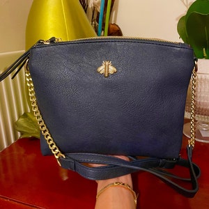 Vegan Leather Crossbody Bag: Bee Chain Strap Shoulder Bag