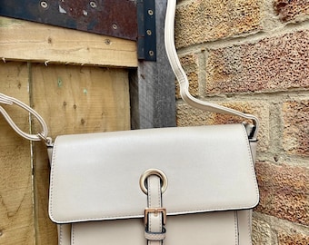 Beige Vegan Leather Crossbody Bag: Simple Messenger Bag