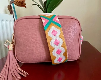 Vegan Leather Crossbody Camera Bag: Detachable Strap Travel Bag