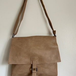Vegan leather satchel bag/medium-large satchel/shoulder bags/crossbody bags for women/Soft vegan leather travel handbags/gifts for her/him Apricot