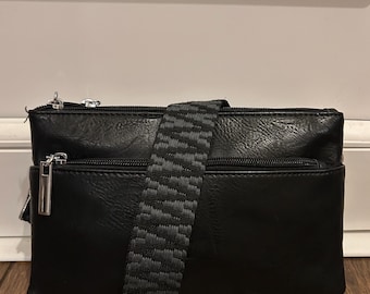 Bolsa transversal em couro vegano: Bolsa de ombro para uso diário com alça removível.