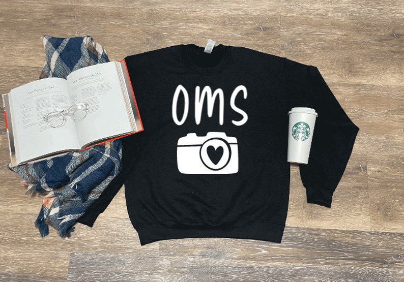 Download Winter Mockup Gildan 18000 Mockup Gildan Sweatshirt Mockup Gildan G180 Black Mockup Black ...