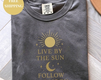 Comfort Color Shirt Boho Vintage Inspire Graphic Tee Spirituality Tshirt Celestial Sun And Moon Shirt Bohemian Chic Trend T-Shirt Design