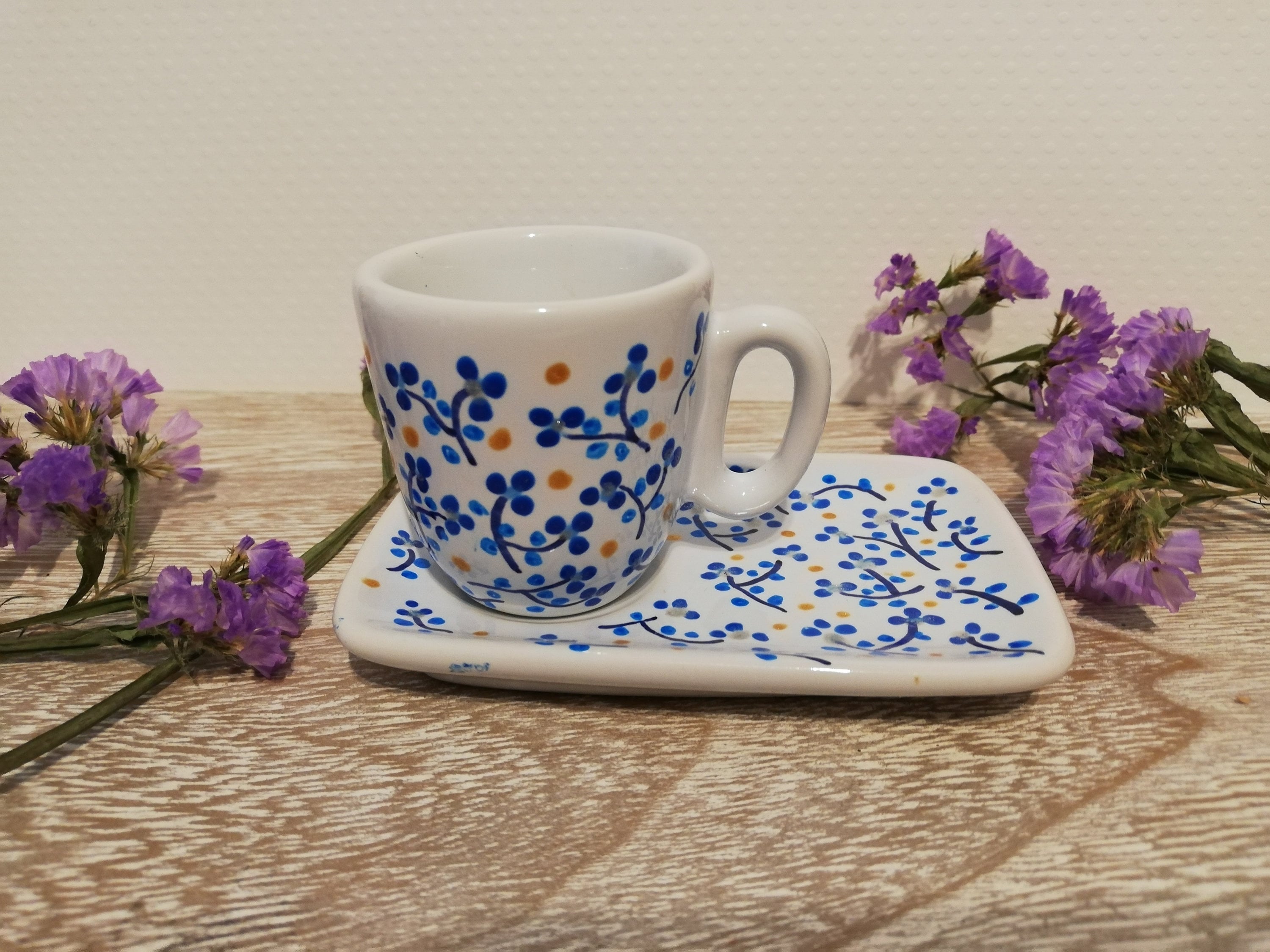 Tasse Miniature et Soucoupe Motifs Fleurs Bleues