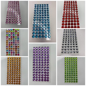 Strass strass à coller sur des BANDES auto-adhésives GEMS 6 mm Artisanat Invatations de mariage Artisanat embellissements Gemmes fabrication de cartes Pierres à coller