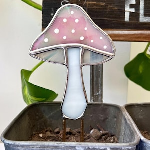 Stained Glass Mushroom Plant Stake: Colorful Flower Pot Decor