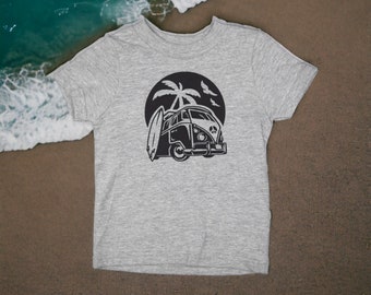 Vintage-Inspired: Van and Palm Tree Design on Gray Kids T-Shirt