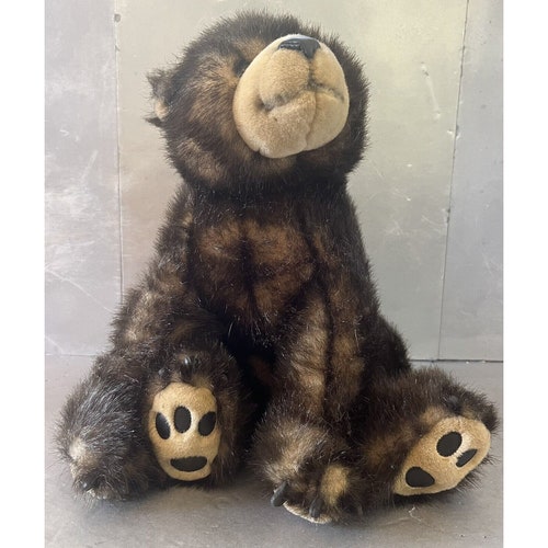 7 foot 6 foot teddy bear