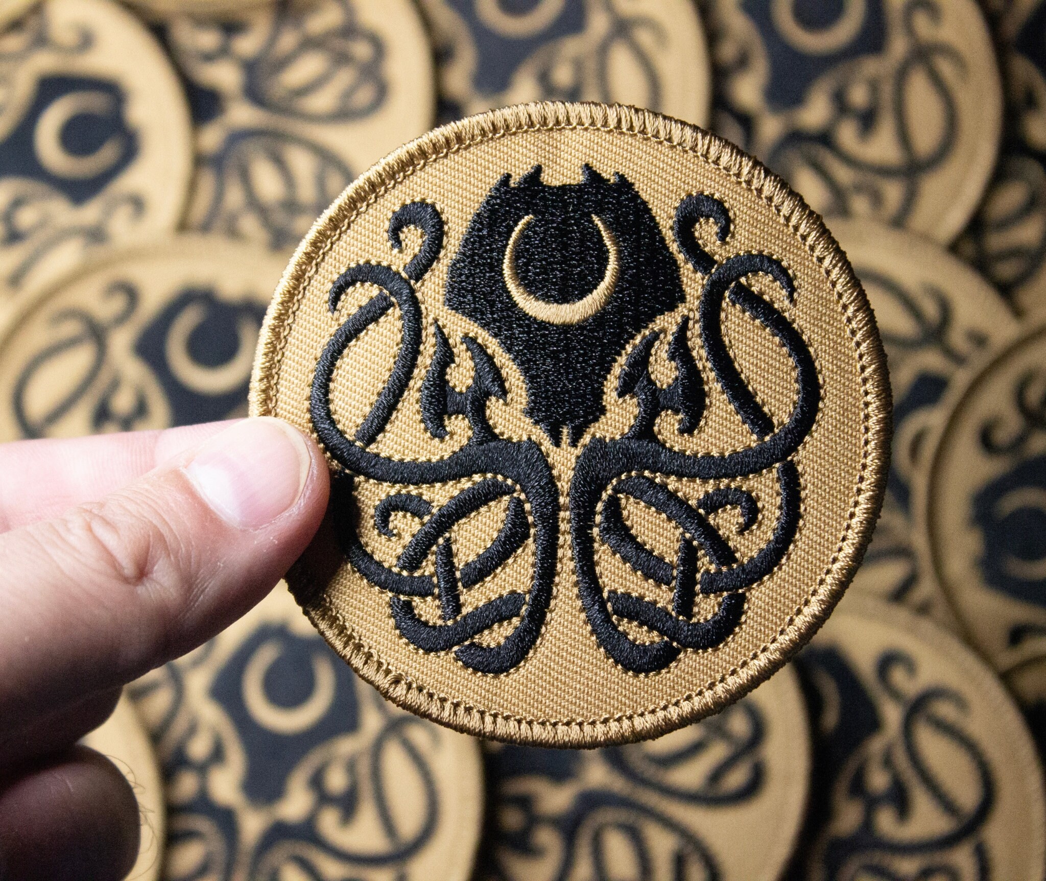 Toppa ricamata Cthulhu marrone / Toppa da cucire HP Lovecraft, Toppa applicata, Dungeons and Dragons, Toppa per giacca Call of Cthulhu