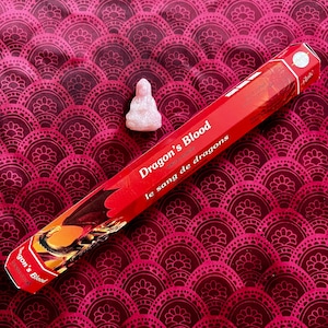 FLUTE Dragon&#39;s Blood Incense Sticks - One Tube of 20 Sticks - Premium Quality Fragrant Incense - Meditation - Relaxation - Rejuvenation