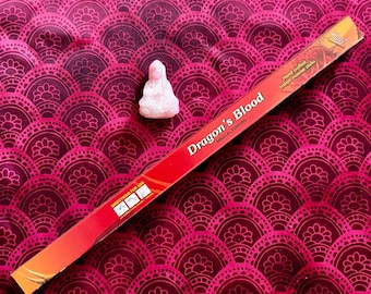 FLÖTE Drachenblut Räucherstäbchen - 1 Tube mit 8 Stäbchen - Premium Qualität duftende Räucherstäbchen - Meditation - Entspannung - Verjüngung