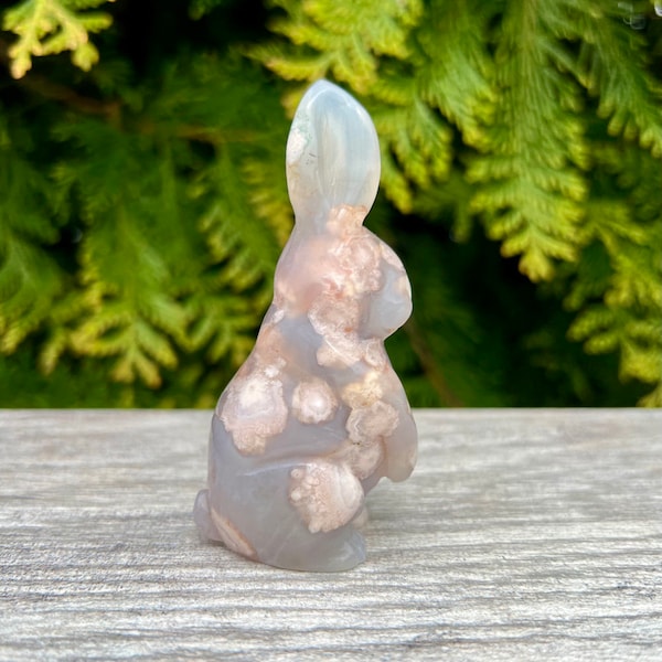 Flower Agate Bunny Rabbit Totem Figurine Mini Statue Adorable Hand Carved Lucky Charm