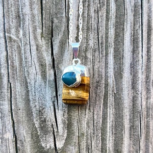 Tiger&#39;s Eye Pebble with Teal Agate Accent Silver Electroplated Pendant Necklace