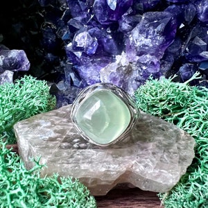 Prehnite Square Pebble Sterling Silver Ring US 6