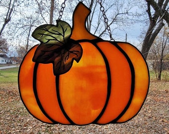 Stained Glass Pumpkin / Fall Sun Catcher / Pumpkin Sun Catcher / Stained Glass Pumpkin Suncatcher / Fall Decor / Thanksgiving