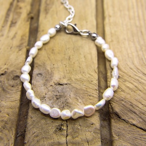 Handmade Pearl Bracelet | Freshwater Pearls | Silver Catch & Extender | Adjustable | Pearl Jewellery | Jewellery Gift | Ben's Beach