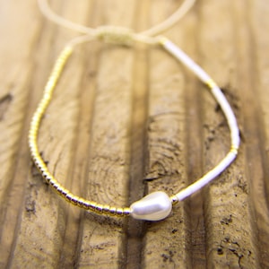 Pulseira delicada feita à mão | Miçangas Miyuki | Pingente de pérola | Pulseira da amizade | Joias Ben&#39;s Beach | Presente para amiga |