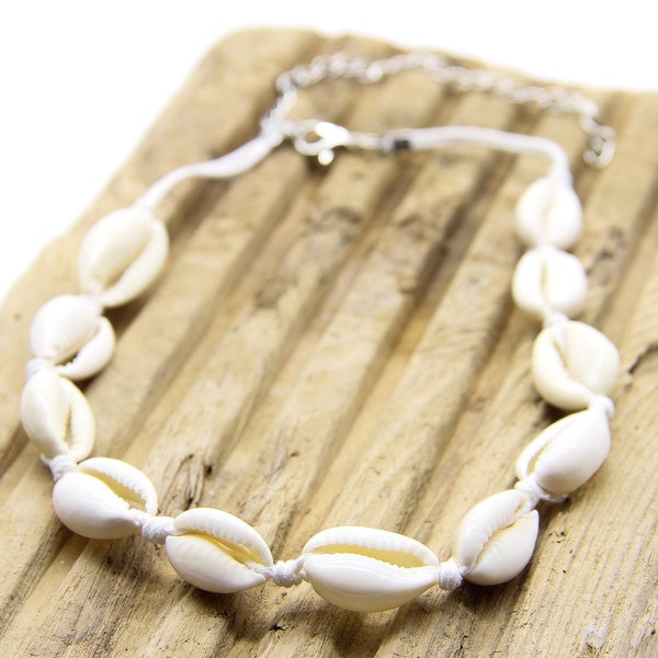 Ras de cou avec collier de coquillages cauris Royaume-Uni | Tour de cou fait main | Bohème | Mariage sur la plage | Bijoux en coquillage | Style plage | Cadeau d'anniversaire | Vacances