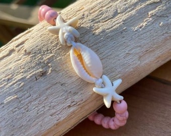 Handmade Cowrie Shell Bracelet | Stone Starfish Pendants | Pink Beads | Beach Jewellery | Surf-Style | Boho-Beach | Summer Bracelet