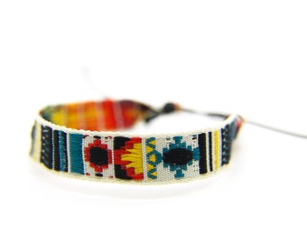 Woven Surf-Style Friendship Bracelet | Adjustable Organic Cotton | Handmade | Gift for Friend | Surf & Beach Aesthetic | Tribal Design