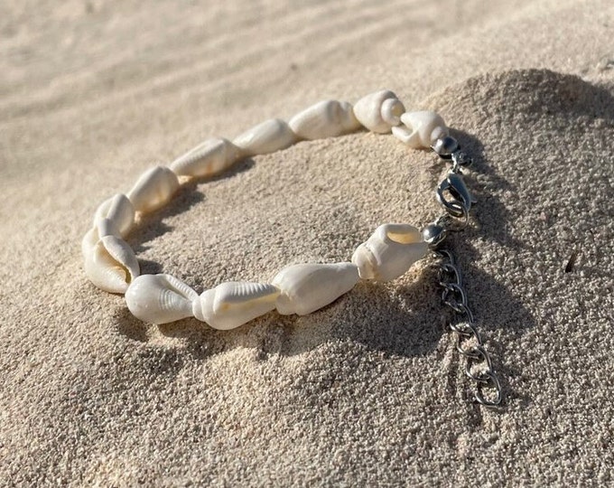 Handmade Seashell Bracelet | Summer Jewellery | Beach & Surf Aesthetic | Conch Shells | Wedding Favour Holiday Bracelet | Ben's Beach